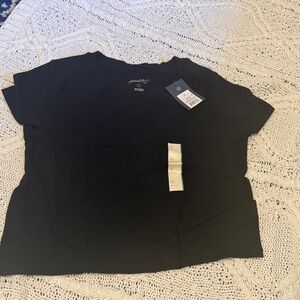 Women's Classic Black Cropped Short Sleeve Tee